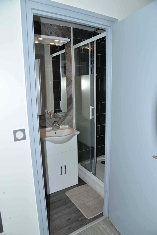 Eterlou Hotel La Chambre Bagian luar foto